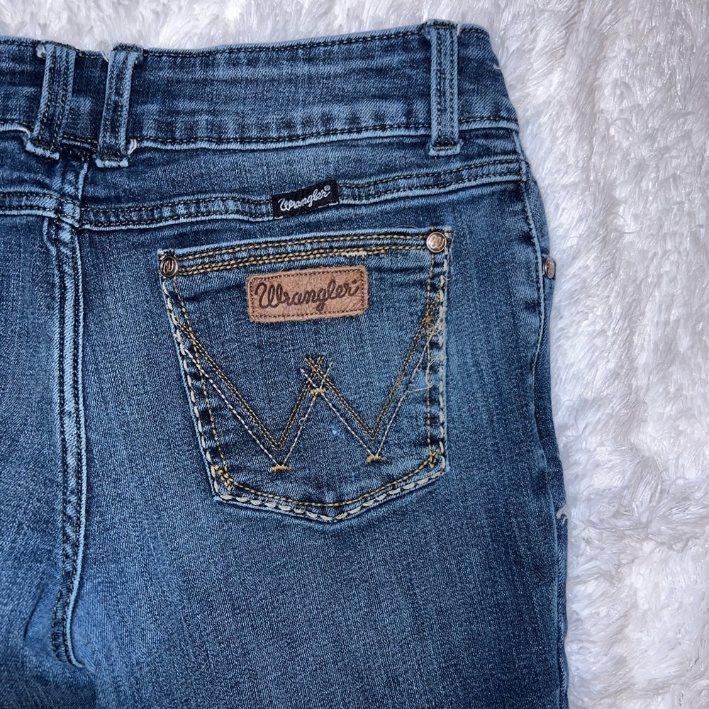 Wrangler Womens Boot Cut Jeans size 7/8 *Hemmed to 26*